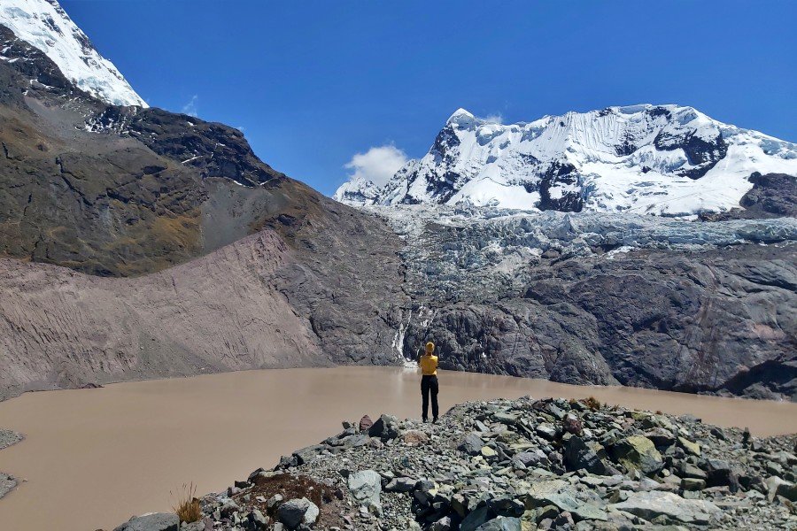 2-Day Chocolate Lake &amp; Rainbow Mountain