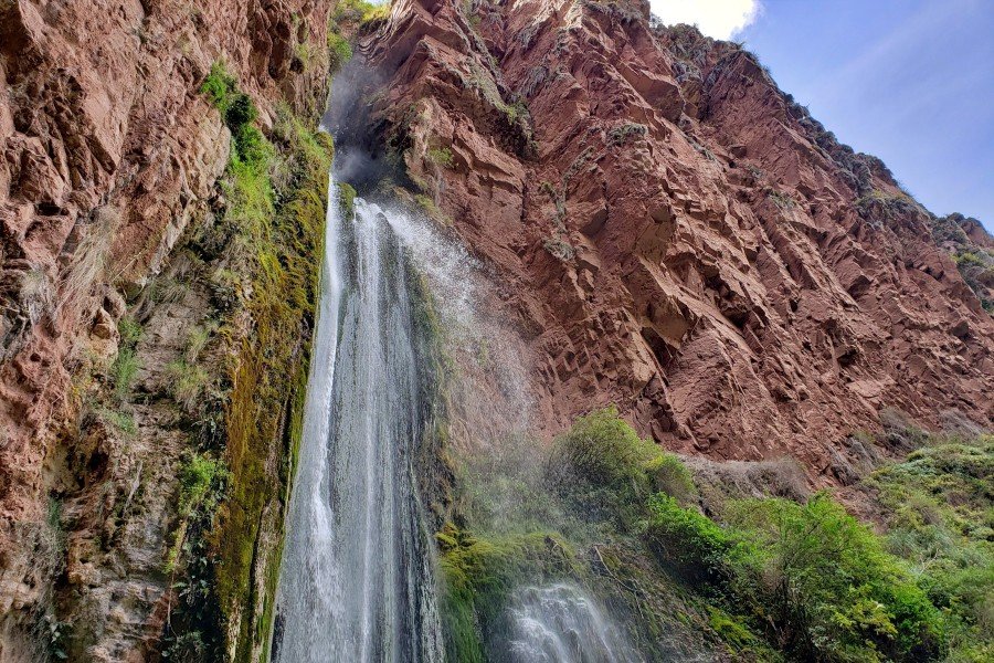 1-Day Perolniyoc Waterfall Trek